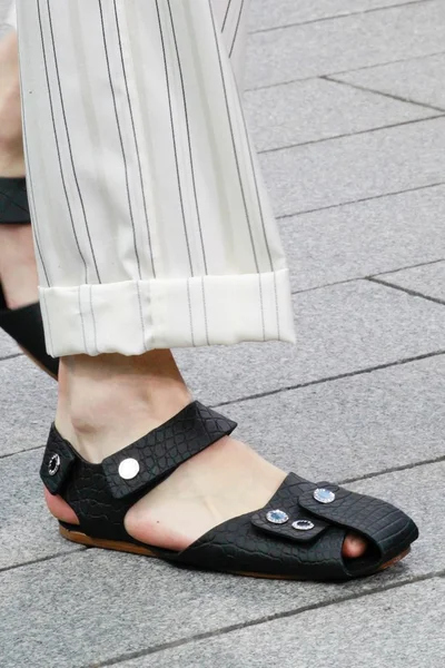 Look 70